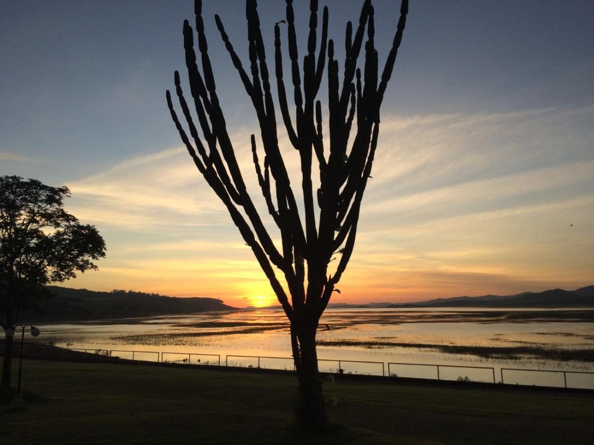 Pousada Pontal Do Lago การ์โม ดู ริโอ คลาโร ภายนอก รูปภาพ